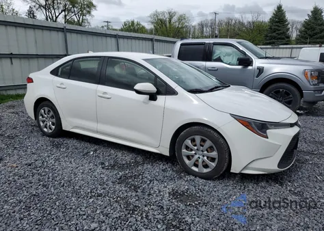 2020 Toyota Corolla Le z USA, uszkodzony, nr VIN JTDEPRAE8LJ101477